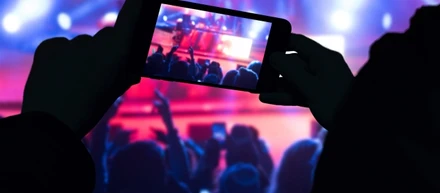 ライブ配信メディアとオーガナイザー契約締結
