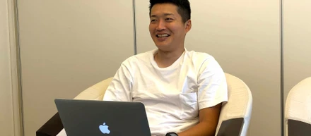 【社員紹介 vol.3】誠実さで顧客から信頼を！セールス・小林友仁