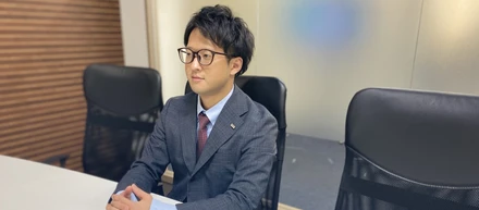 苦しい時にはいつも先輩に助けられた……「一緒に何十年も働きたいと思える相手」のいる会社