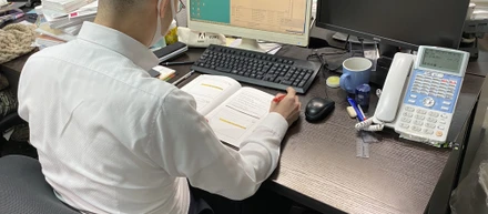 捨てる神あれば拾う神あり　　　　　　　　　社歴は短いが年齢だけは高い社員との一問一答