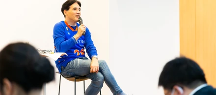 学長 堀義人による白熱した学びのセッション。その裏側を少しお見せします！