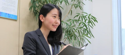 【就活生必見】「誠実に、真摯に」顧客からの信頼を得る先輩社員の活躍の秘訣に迫る！