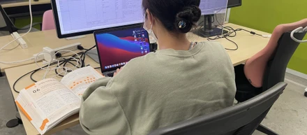 ディレクタ志望のインターンの受け入れも