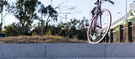 どうして危険を省みず、通勤用の自転車貸与をはじめたのか？