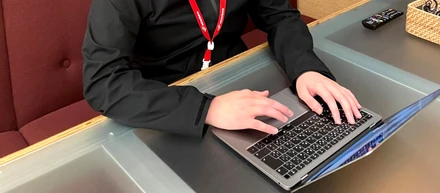 【社員インタビュー】エンジニアになろうと思ったの12歳の時！PLとして上流工程に関わり気づいたこととは？