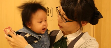 子育てと仕事の両立に悩んでいた私は、会社の手厚いサポートのおかげで希望を持てた