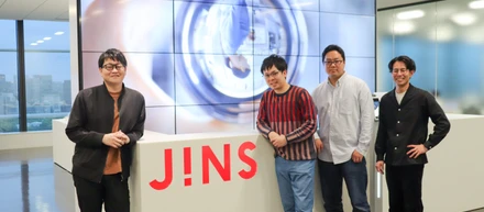 JINS新サービスの「CLICK&GO」開発の裏側を語るインタビュー記事が公開されました！