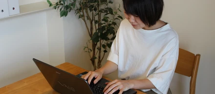 【社内インタビュー】一歩踏み出す勇気が私を変えた。育児中の主婦が実現する、自分らしい生き方とは