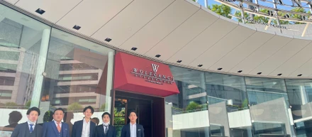 定期開催のランチ会でウルフギャングへ🥩