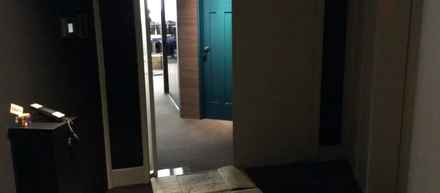 オフィスワークに戻ってました