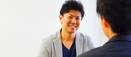 【代表インタビューVol.1】お金へのコンプレックスが田舎の高校生を駆り立てたー学生起業、大手企業時代を経て実現したアクシス創業