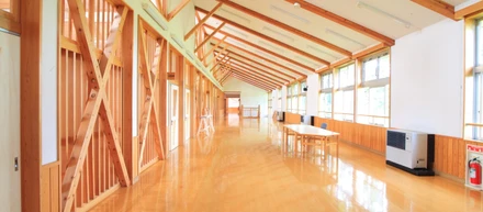 居心地のいいオフィスのこと｜きれいすぎる木造廃校