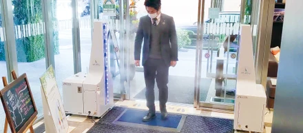 スーパーホテルクリーン様と共同で除菌装置を開発しました！