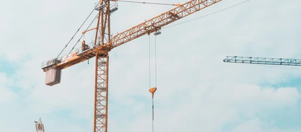 【社員インタビューVol.2】前回インタビューから1年。建設現場で活躍する建設重機自動化開発の最前線と、最新Techに携わるエンジニアとしての面白さを聞いてみた