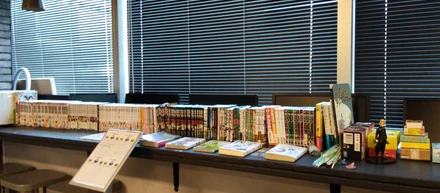 【SKIYAKI社員の日常】会社にある日、漫画コーナーが出現！？