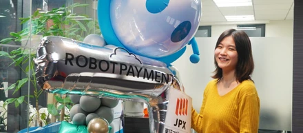 クライアント企業を次のフェーズに引き上げる！人気沸騰中の最先端ポジション「サポートデスク」のお仕事に密着
