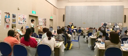 先生へ届け！　図工教材の講習会（営業部）