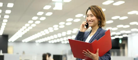 『営業職を志望する学生必見』ビースタイルスマートキャリアの営業職をご紹介します。