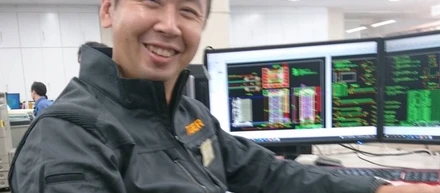 複雑なプラント製造に必要不可欠なチームワークを醸成するのは、タイガーマシンのフレンドリーな職場。