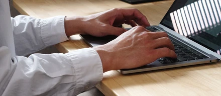華やかなアパレル業界を裏で支える「オカシミ」とは...??【代表インタビュー編】
