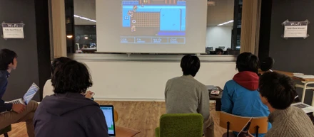 Friday night に皆んなでファミコンをやりましたよ！