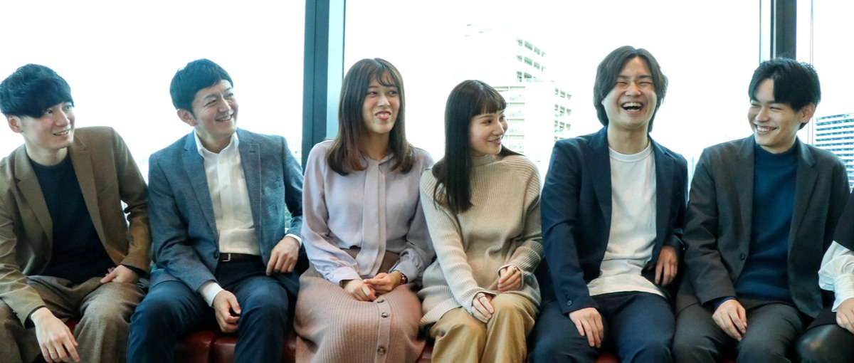 SNSで夜通し最新コスメを調べてしまう方！その好きを仕事にしませんか？