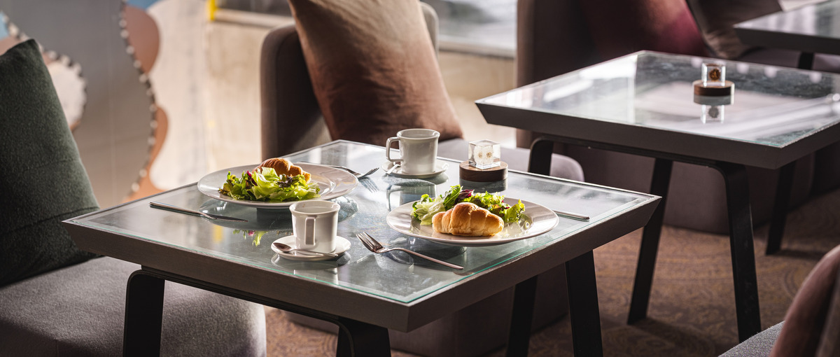 話題のアートホテルで飲食部門を統括するマネージャー募集！