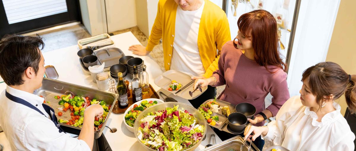 人と人が繋がるオフィスの新空間を創る／社内カフェ運営の管理栄養士を募集！