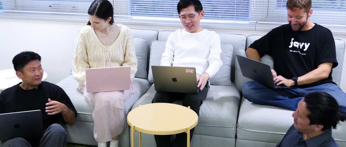 コード書くだけじゃつまらない！顧客対応もするSaaSシステムエンジニア募集