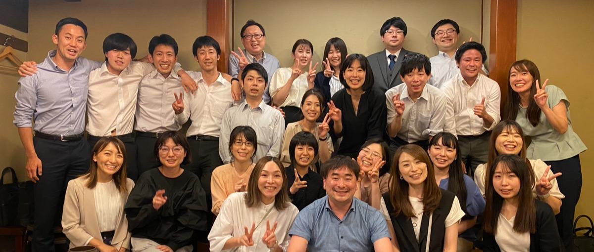 私達にジョインして活気あるチームの一員に！新宿で成長著しい会計事務所です！