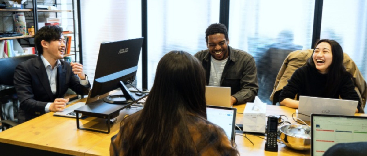 もはや外国！グローバル環境の教育現場でオウンドメディアマーケティングに挑戦