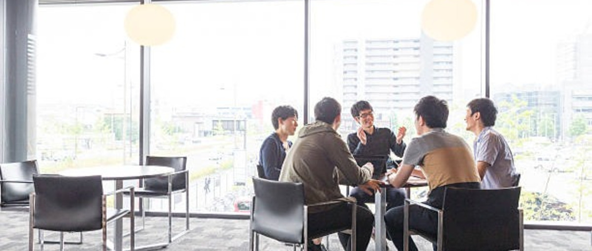 マーケコンサルタント｜マーケ戦略設計〜チャンネル全体設計〜内製化支援