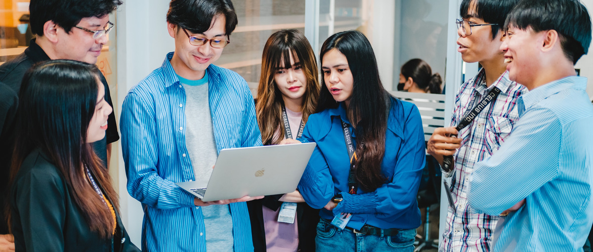 グローバルに挑戦！急成長ベンチャーでQAテスターチームを率いるリーダー募集