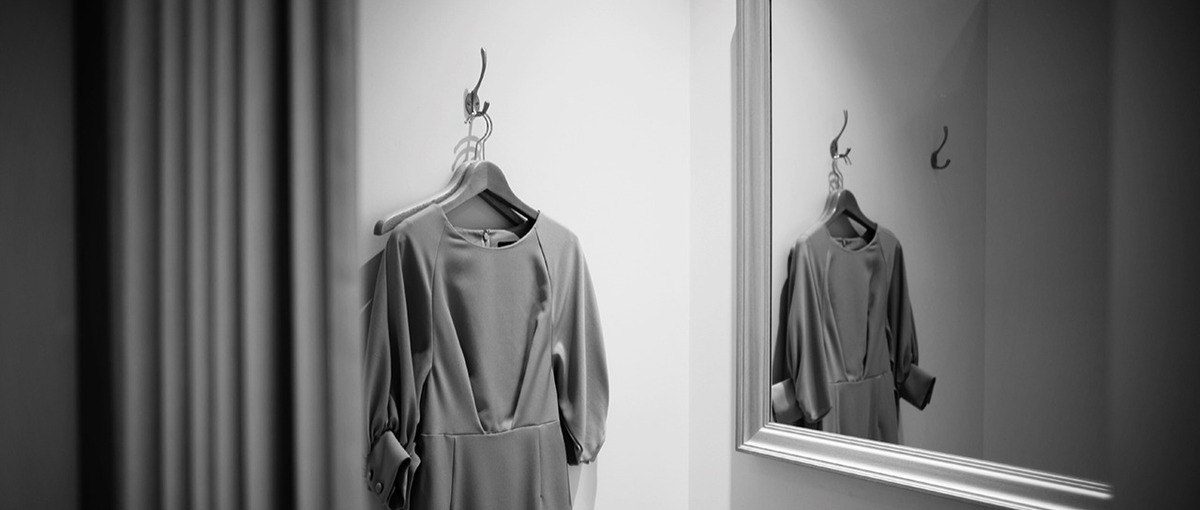 アパレルの店舗運営メンバー｜ブランド初となるリアルショップの立ち上げに参画