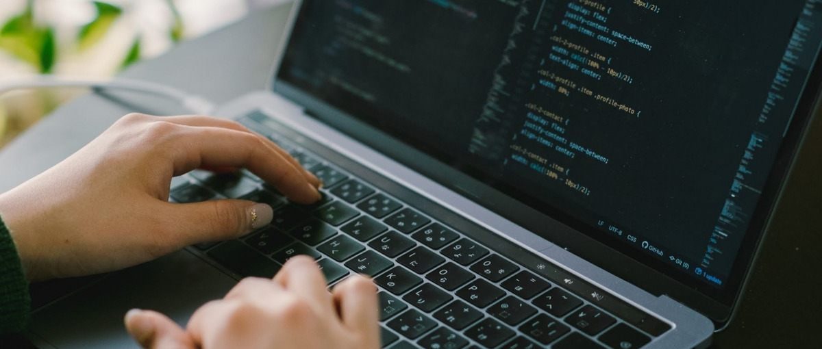 徹底的に効率化された開発｜プロジェクトのコアポジションで開発しませんか？