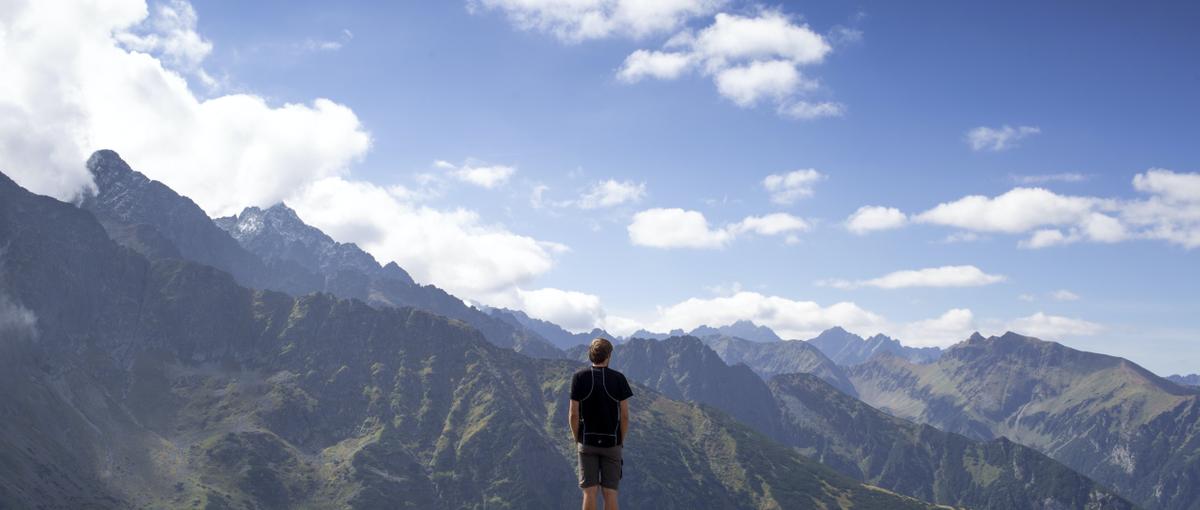 25卒|拡大し続ける市場で、一緒に成長しませんか？