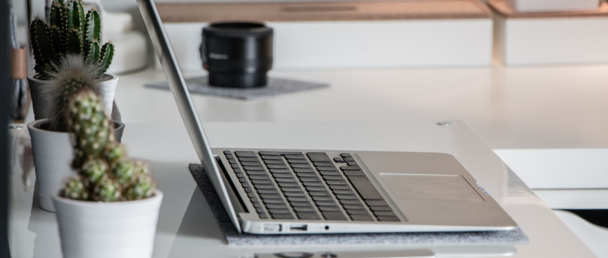 手に職をつけて理想の働き方を！ゼロからデザイナーを目指したい方を募集中！