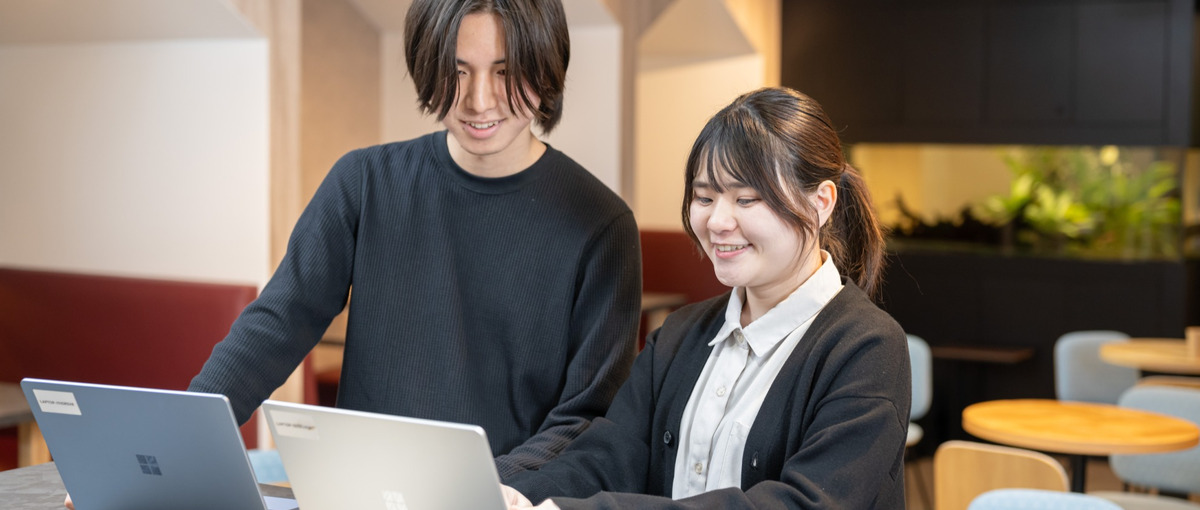 自社100％｜Laravel経験者必見！自社SaaS開発をお任せします！