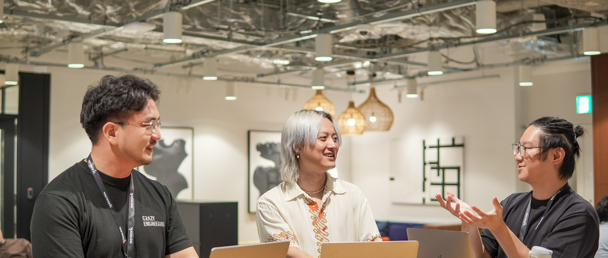 リードフロントエンド|研究領域の課題に挑むエンジニアを募集