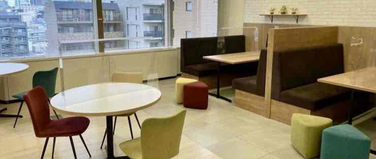 メンバーのバックグラウンドは様々！経験ゼロから一流の専門家になりませんか？