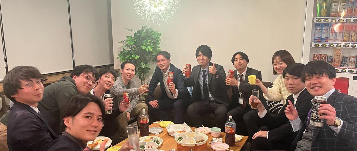 社会人の基礎からしっかり教育／年が近い先輩営業沢山います！