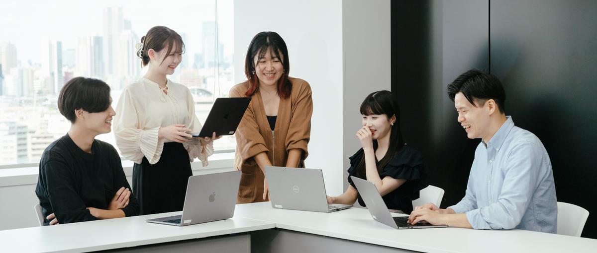 Tech×人で日本の商習慣をDX化｜新しい価値を作り届けるWebエンジニア