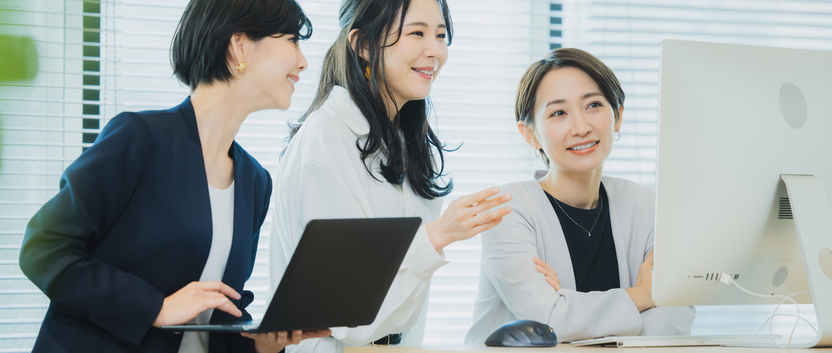 メディア掲載多数！ファッションブランドの認知拡大を担うプレス｜海外出張あり