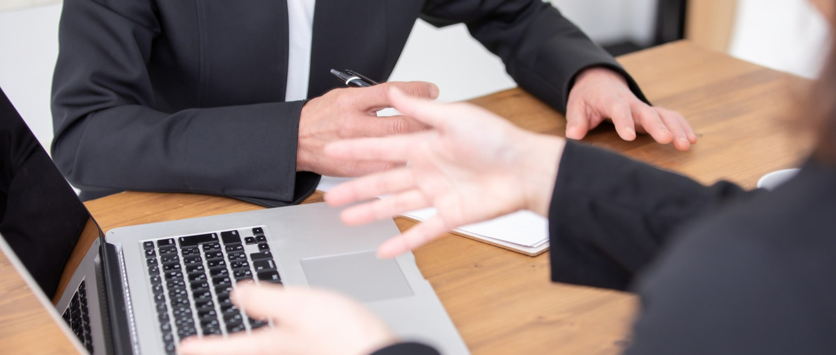 お困りごとをWebシステムで解決へ。お客様の問題解決を行うIT営業募集中！