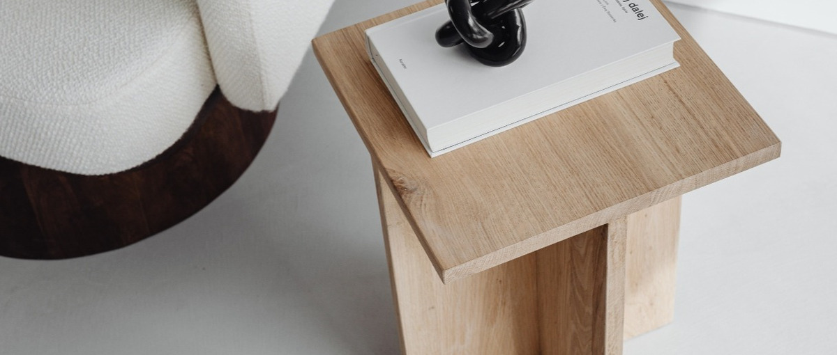 スキルや経験よりも人柄を。私たちはいい感じの事務員さんを探しています。