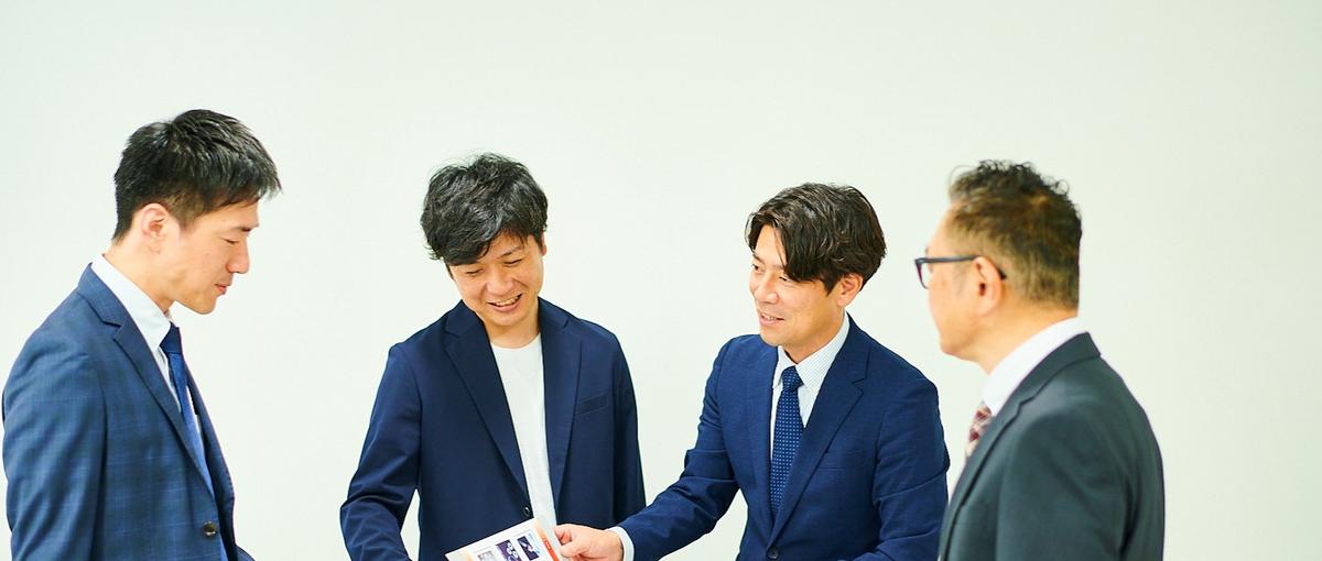 知恵を出し合い海外市場を開拓。言語を活かせる海外営業職を募集！