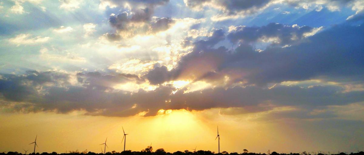 人と向き合い、戦略を編み出す。頭を使いたい人を求めています。