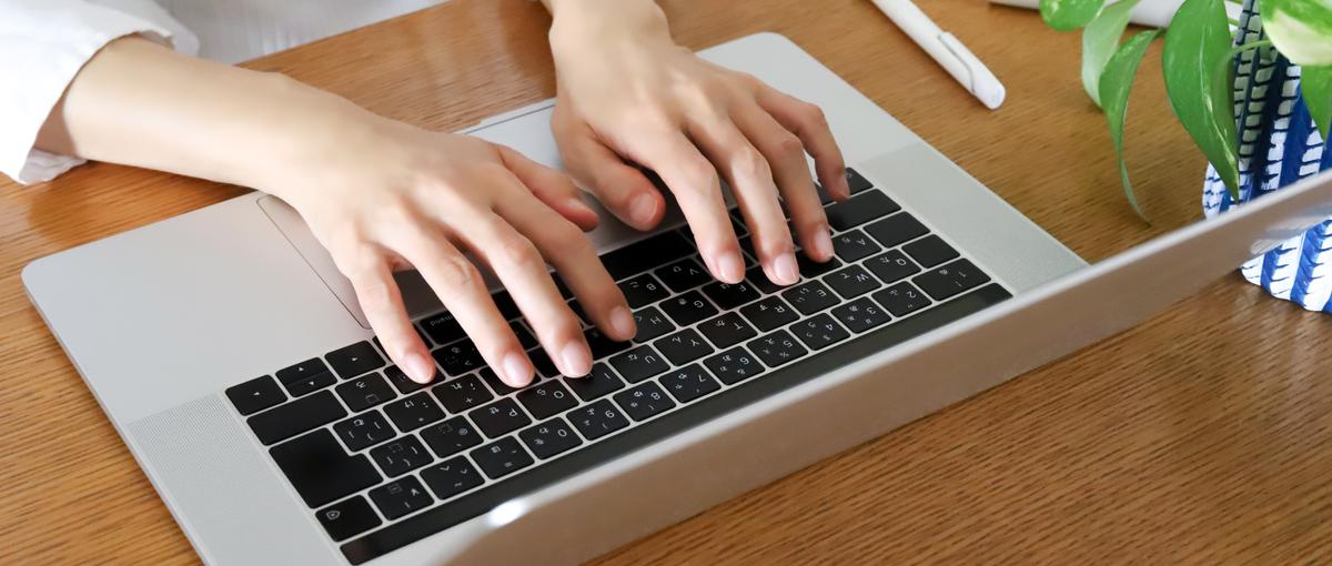 自宅がオフィス！自社開発システムで宿泊・観光業を支える！カスタマーサポート