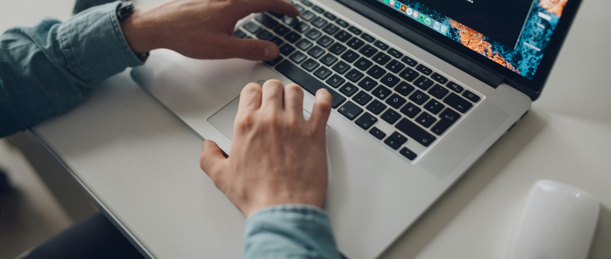 データベースのサポートエンジニア兼トレーナーでお客様のスキルアップに貢献