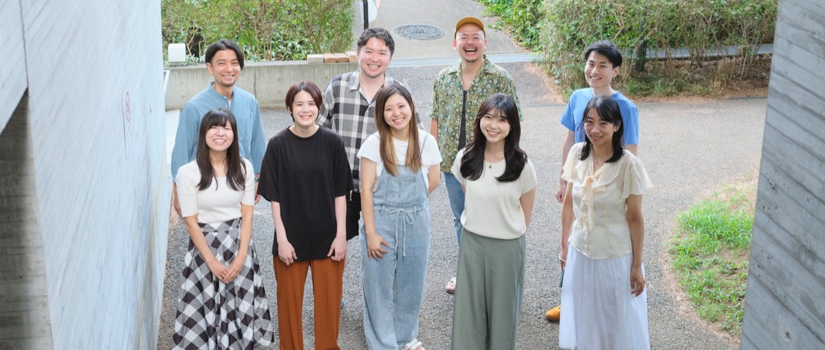 訪問先は有名病院や代理店！医療服の営業メンバー、仲間のストーリー記事公開中